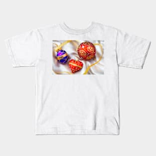 Christmas Heart And Beautiful Ornaments Kids T-Shirt